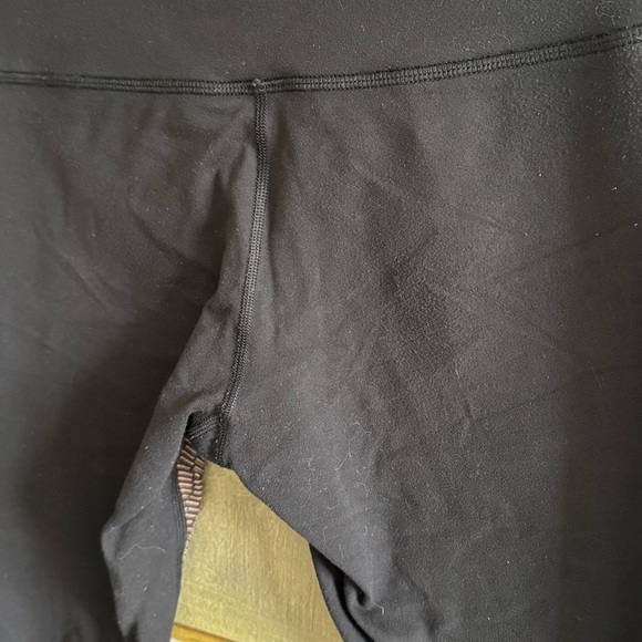 LULULEMON Wunder Under Crop II *Full-On Luon Golden Godess Cashew Multi Size 6 - Picture 10 of 11